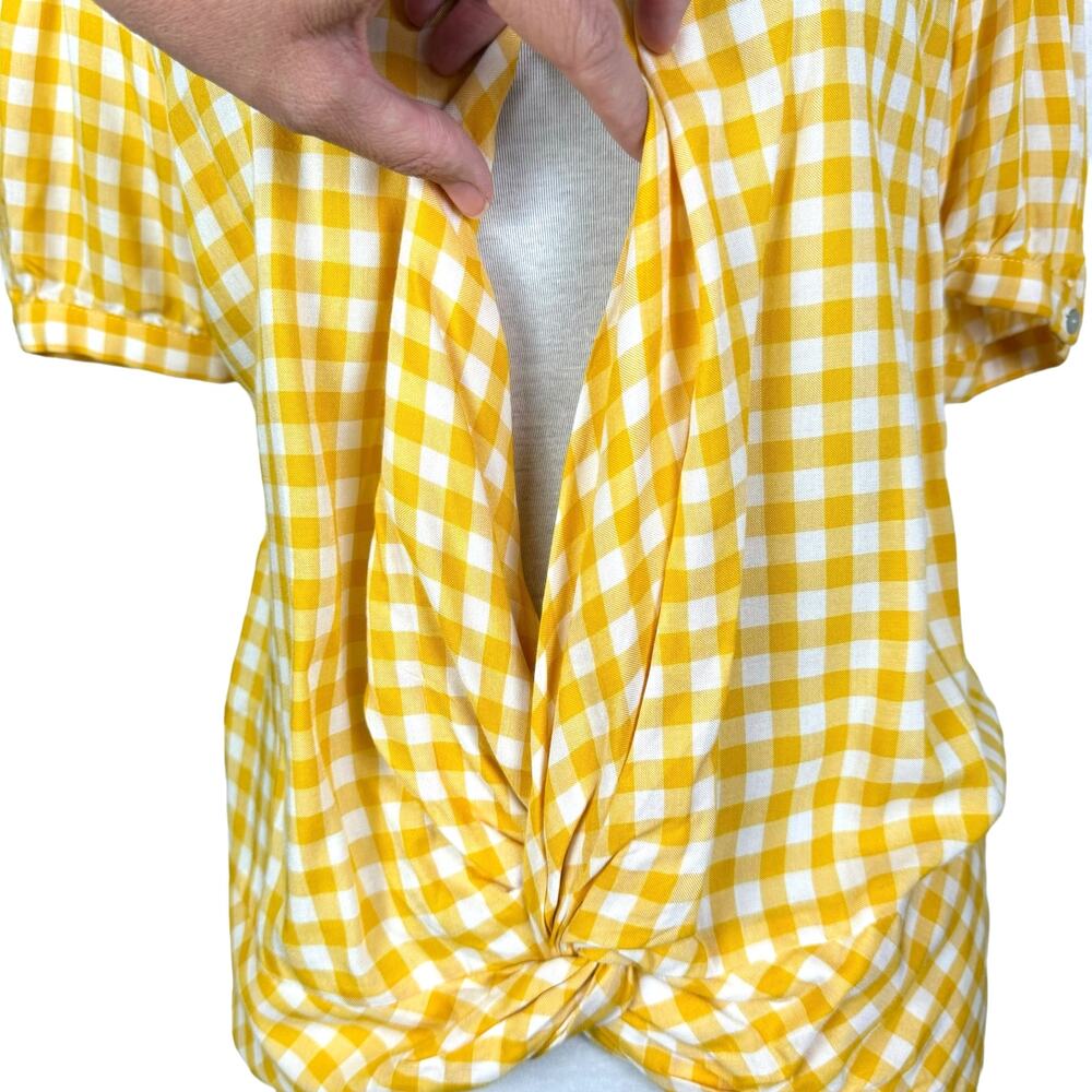 Kut from the Kloth Golden Yellow Gingham Checkered Short Sleeve Twist Top - Picture 6 of 10